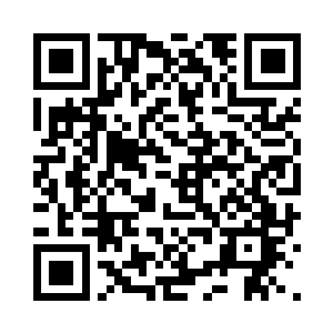 因为亲王府许多的产业还在他手里经营着呢二维码生成