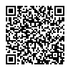 因为他发现从这女人身上突然出现一缕很是细腻的气息涌入了他的体内二维码生成