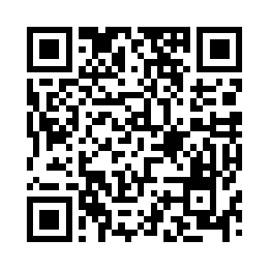 因为他已经被巨大的帝刀砍成了两半二维码生成