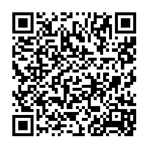 因为他感觉自己手中的储物戒指上面竟然传来一股狂暴的能量气息二维码生成