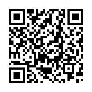 因为冷轩穿的衣服看上去挺高档的二维码生成