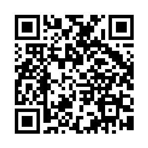 因为整辆奔驰轿车已经横在了一家店门处二维码生成