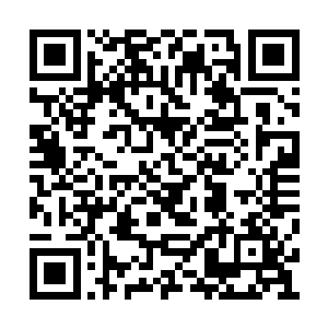 因为毕竟愿意大排长龙的无聊人士还是不多见的二维码生成