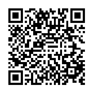 因为紧张亦或者是太过于愤怒心脏比平时更大的声音跳动着二维码生成