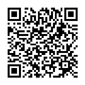 因为资金上的短缺君诚集团有可能不再继续支持自己的非凡公司二维码生成