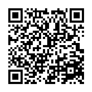 因我觉得这个世界上没有人比他穿长袍更好看了二维码生成