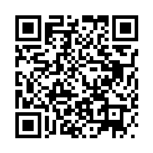 因此现在还保持着盘腿冥想的动作二维码生成