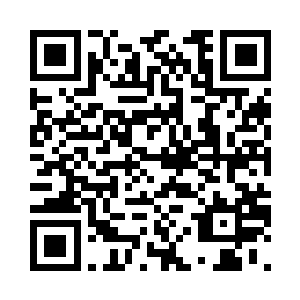 围在镇政府门口的入黑压压的一大片二维码生成