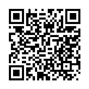 圆滚滚的幽蓝色水母漂浮在水面上二维码生成