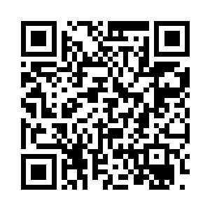 在两人的中间刻画着一副副精致的灵阵图二维码生成