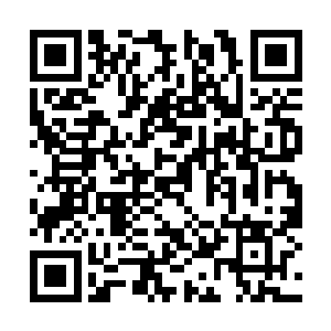 在他们看来雷欢喜用的无非也就是同样的手法而已二维码生成