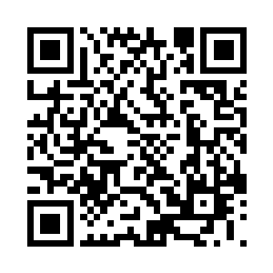 在他手掌之上便环绕出一口巨大的光剑二维码生成