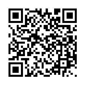 在他的身边则是楚梦然和木云婷两个人二维码生成