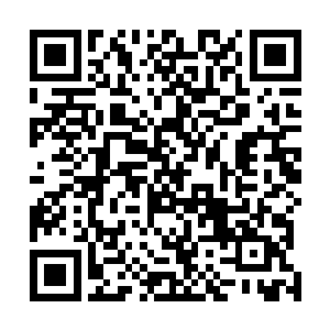 在众人面前尚且还顾及着面子问题强自压抑住冲天的怒气二维码生成