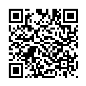 在冯玉伦的身边似乎是有一个图腾二维码生成