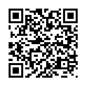 在凤血枪即将与锯齿大刀交错而过的一瞬间二维码生成