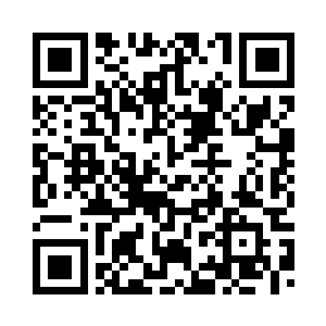 在医生给她建议和她父母的谈话中二维码生成