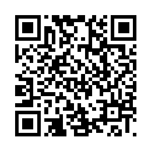 在半空中变成了一个十几米高的半透明人形二维码生成