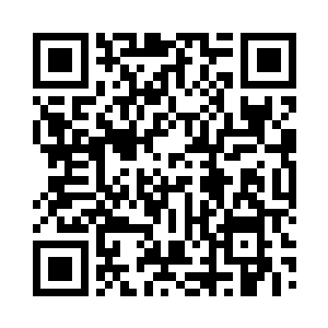 在半空中残留下一片绚丽的淡蓝色光彩二维码生成