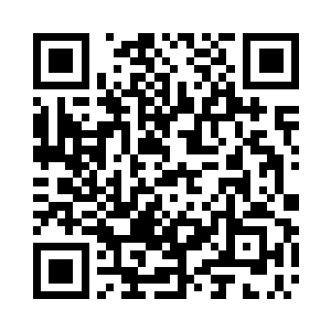 在另外一个屋的龙野双眼无神的看着屋顶二维码生成