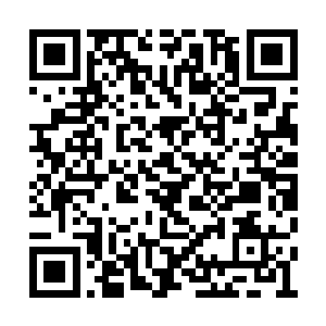 在周围的黑巫师都被他的射矢术拖延住的情况下二维码生成