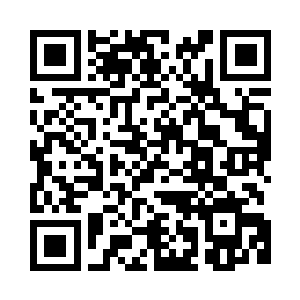 在回屋的时候遇到了君家其他的人二维码生成