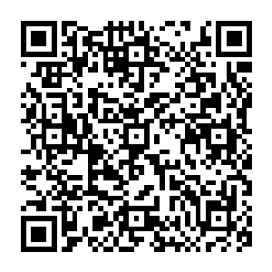 在场不少大势力的人们和其他包厢的人们都吩咐了属下去查查看一号包厢到底坐着什么人二维码生成