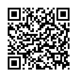 在场的唯一对此不感兴趣的倒要数徐清尘了二维码生成