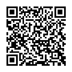 在外面看只是一个摆放了些简单设备的空旷房间二维码生成