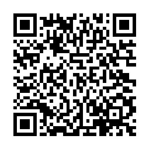 在大河水流中层竟是直接在自己身周映照晃荡出一圈圈彩色光晕二维码生成