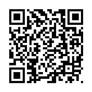 在大火中他的左腿被一颗烧倒的大树砸到了二维码生成