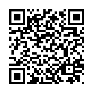 在天亮时分两人终于赶到了王城附近二维码生成