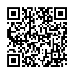 在她双手之间凝成了一尊小小的神像二维码生成