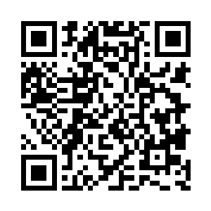 在她眼前浮现出一个穿着华贵皇袍的老头形象二维码生成