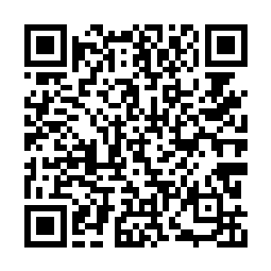 在她还没有任何心理准备的时候就吻住了她的唇二维码生成