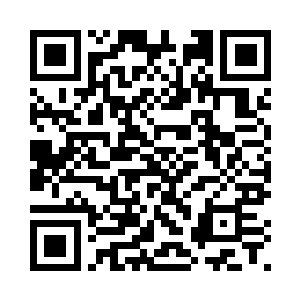 在密室的中央乃是一个巨大的架子二维码生成