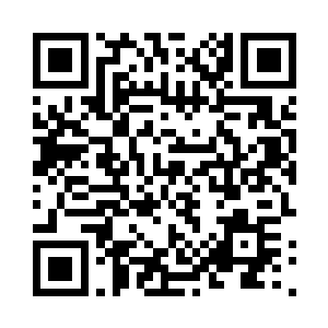 在就跟光柱的中央乃是一条玄黄色的龙形虚影二维码生成