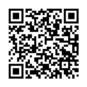 在山峰巨鹰这个种群之中算是幼鹰二维码生成