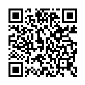 在平台的一侧几乎同时出现了一个巨大的阴影二维码生成