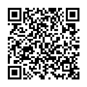 在心中命运三女神对于摩罗斯这个师傅还是有着深深地忌惮二维码生成