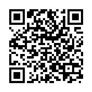 在擂台之上散落着零碎的肉泥和一片血红二维码生成