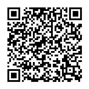 在敌军猛烈的火力压制下勇敢的同敌人毫无妥协地展开了惨烈对射二维码生成