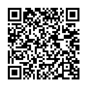 在水柱被炸起来的那一刻一道水蓝色的光线冲天而起二维码生成