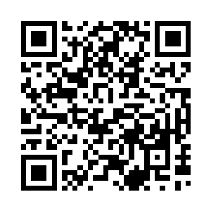 在漫长的数据倾泻和光影闪烁之后二维码生成