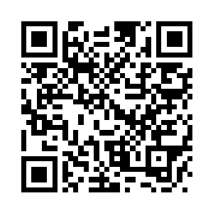 在特蕾莎和阿夏公主面前徐徐展开二维码生成