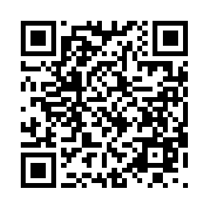 在红烛台的滋润下和丰沛灵气的滋润下二维码生成