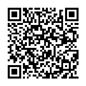 在给其奶了一口和远远地扔了一标以后忍痛离去二维码生成