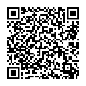 在给媒体发邀请函的时候特意嘱咐过宣传部的同事们不要和beautypupil的重复了二维码生成