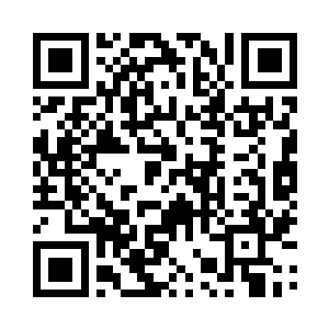 在自己手写的那份演员表上又打上两个钩二维码生成