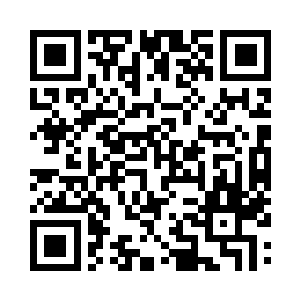 在被马蹄溅起的浓厚黄色尘烟中响动飞舞二维码生成